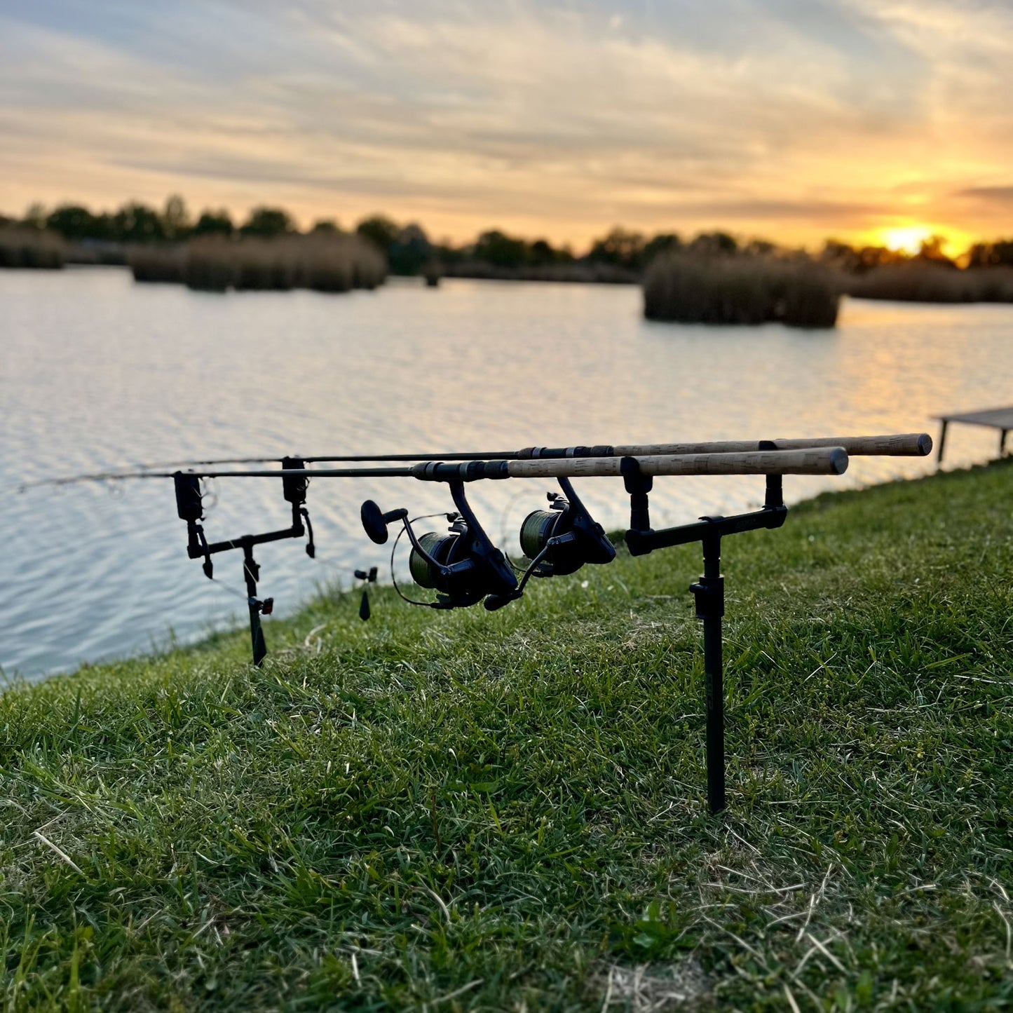 Carp Academy Bottartó készlet 2db-os 25cm fej+ 40-60cm leszúró nyél